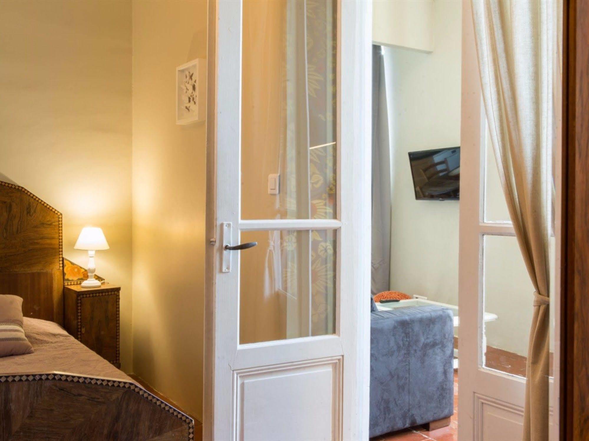 La Maison Des Vendangeurs 1 เฟลอรี ภายนอก รูปภาพ