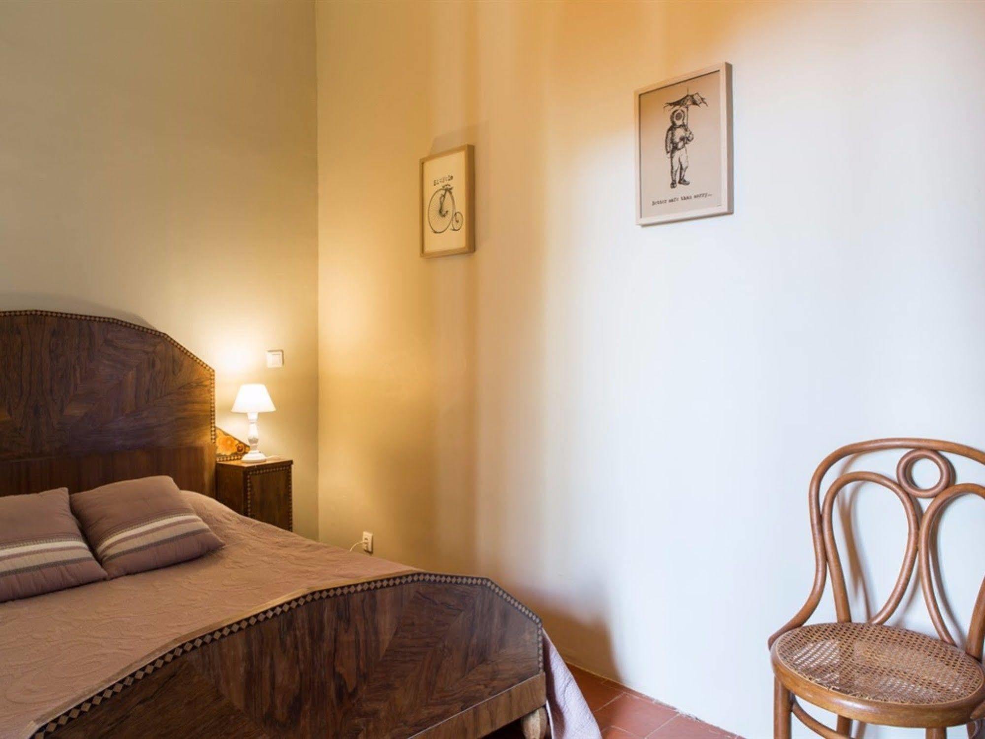 La Maison Des Vendangeurs 1 เฟลอรี ภายนอก รูปภาพ